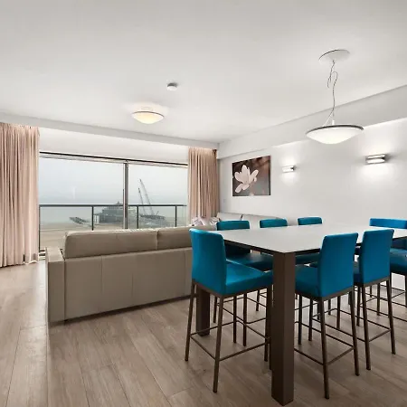 דירה Pier View Coastal Getaway בלנקנברג