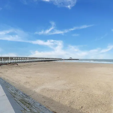 Apartment With Views And Terrace Blankenberge
